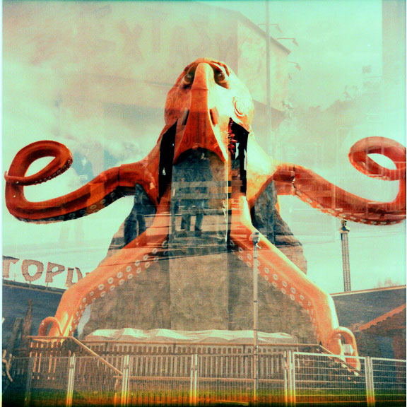 Lomography ist auf der Suche nach einem/einer VerpackungsdesignerIn!